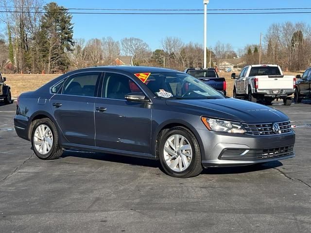 2018 Volkswagen Passat 2.0T SE Technology