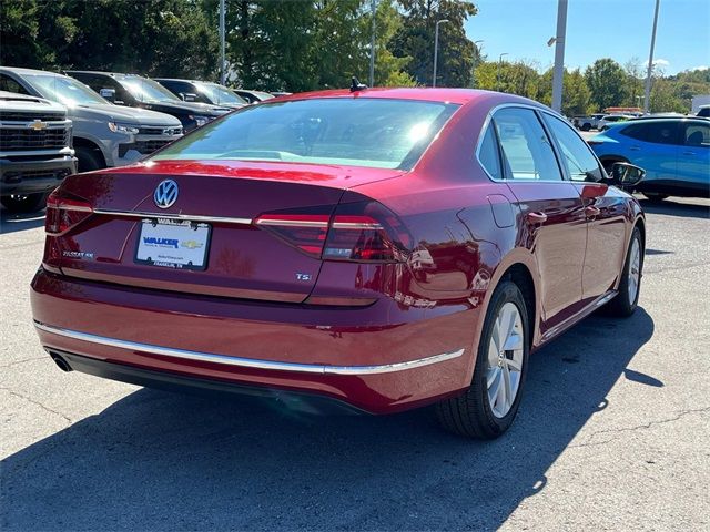 2018 Volkswagen Passat 2.0T SE