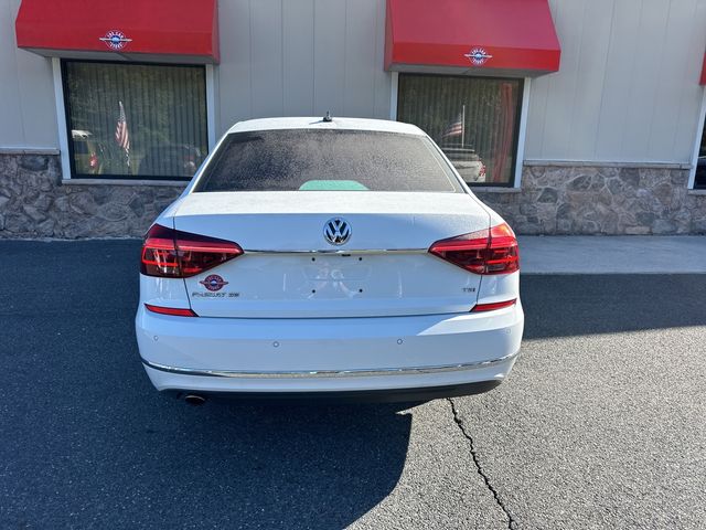 2018 Volkswagen Passat 