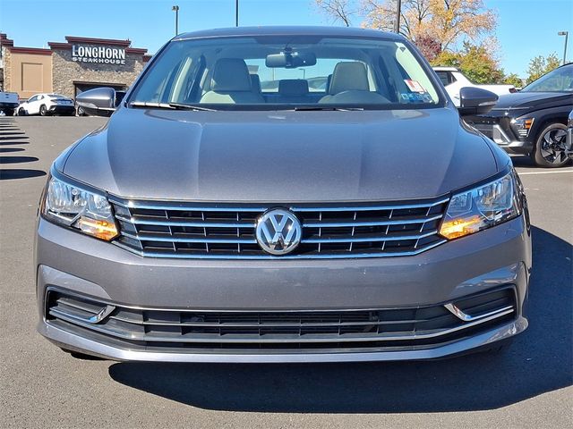 2018 Volkswagen Passat 2.0T SE