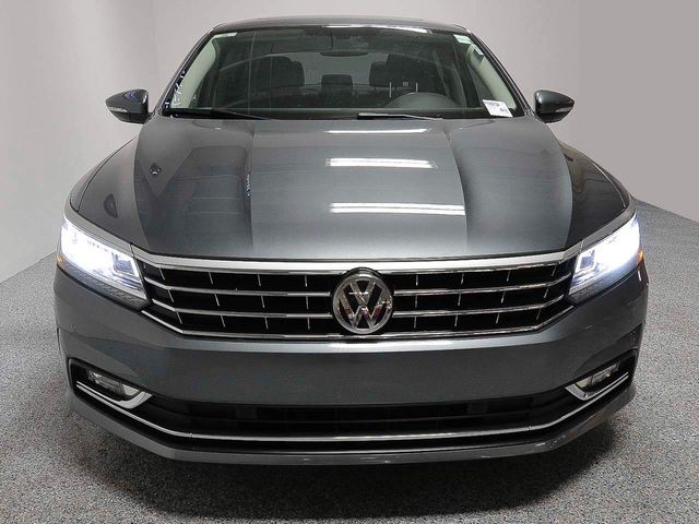 2018 Volkswagen Passat 