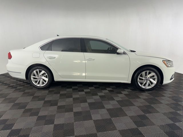 2018 Volkswagen Passat 2.0T SE