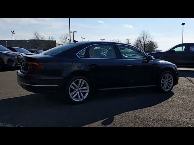 2018 Volkswagen Passat 2.0T SE Technology