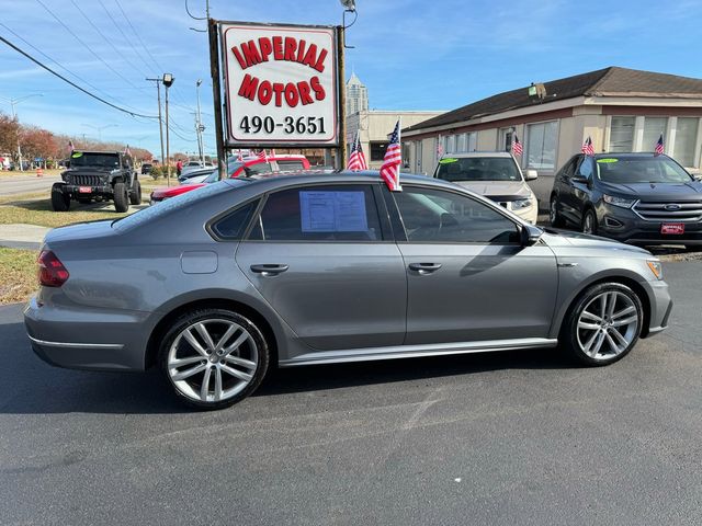 2018 Volkswagen Passat R-Line