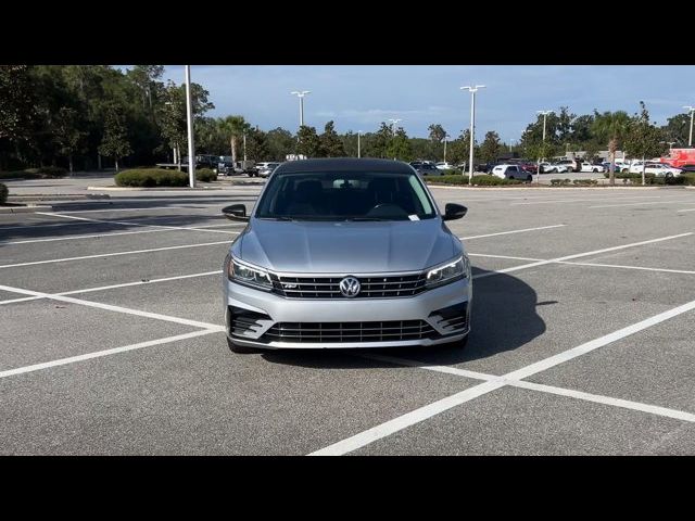 2018 Volkswagen Passat R-Line