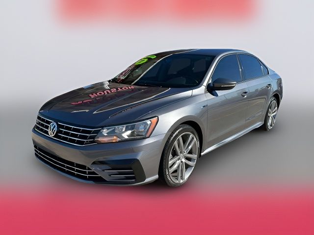 2018 Volkswagen Passat R-Line