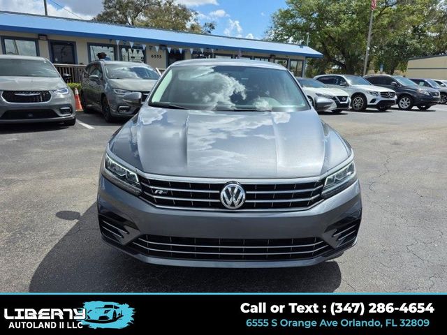 2018 Volkswagen Passat R-Line