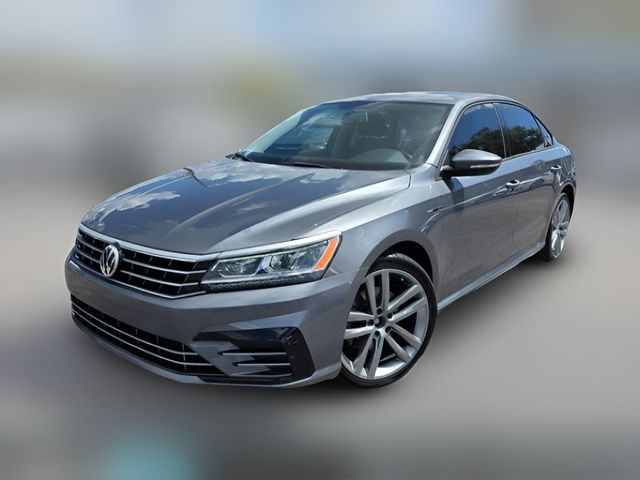 2018 Volkswagen Passat R-Line