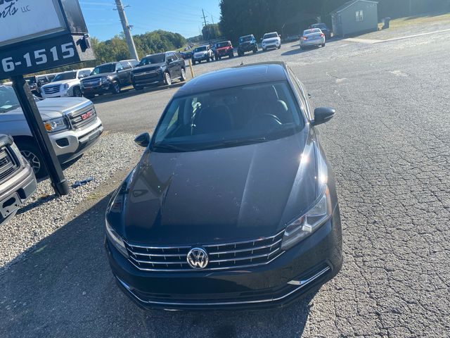 2018 Volkswagen Passat 