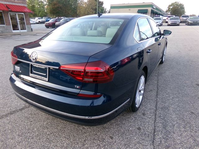 2018 Volkswagen Passat 