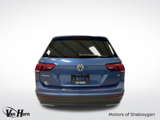 2018 Volkswagen Tiguan S