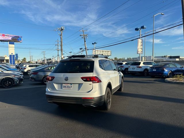 2018 Volkswagen Tiguan S