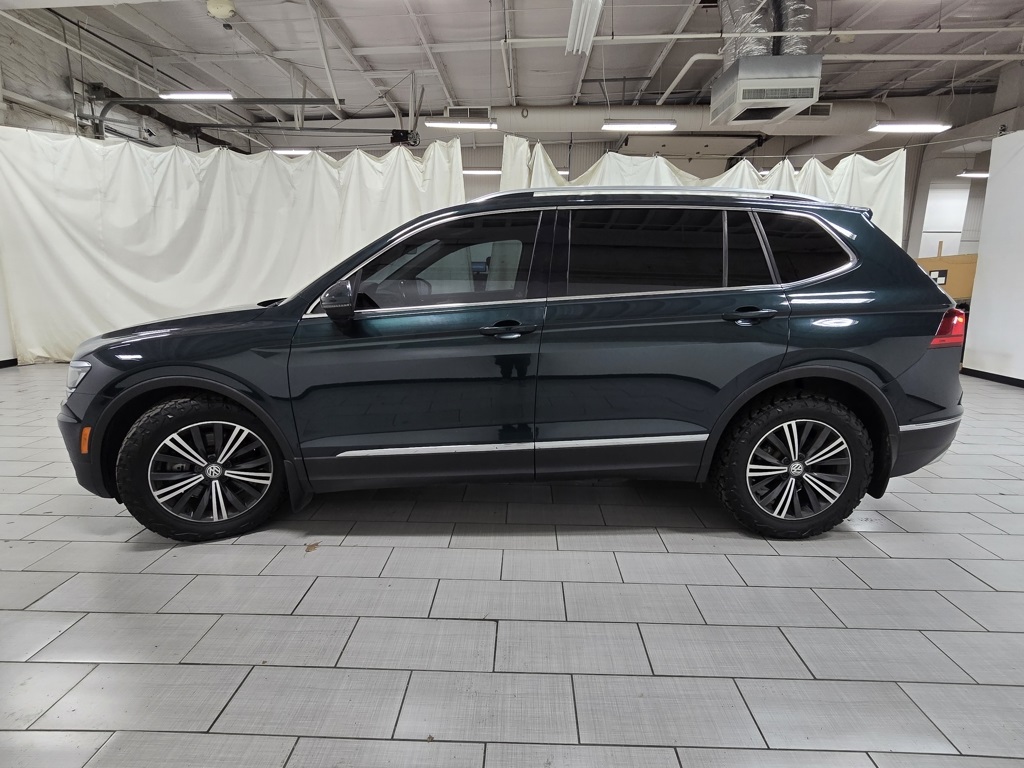 Vehicle image 2 of 33