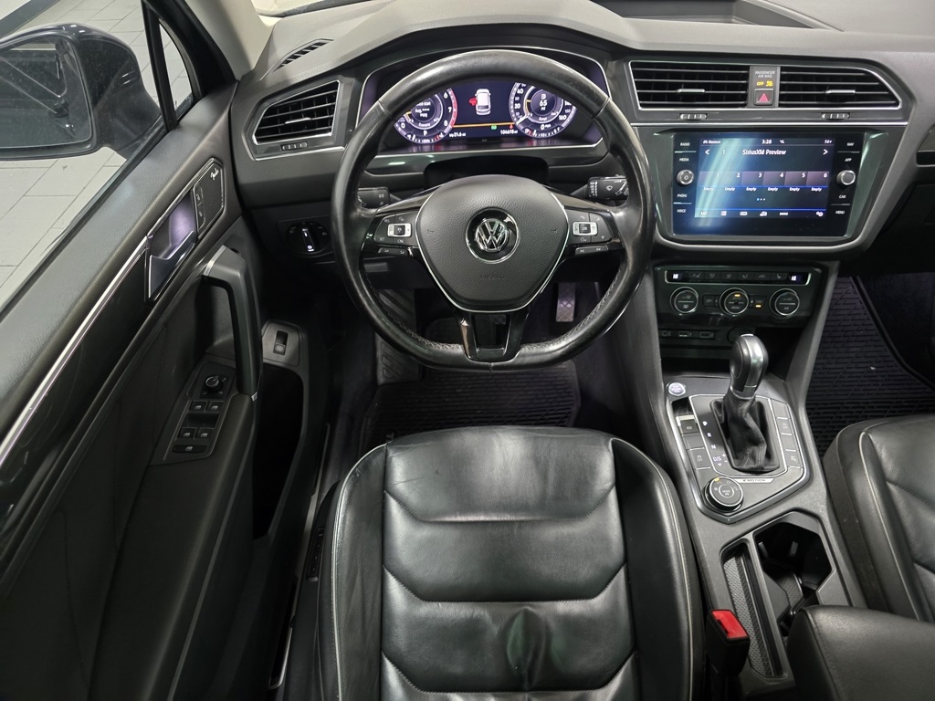 Vehicle image 24 of 33