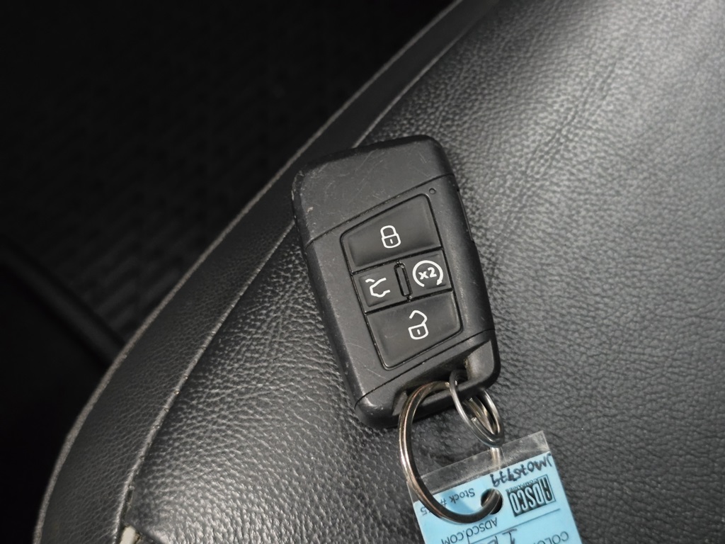 Vehicle image 33 of 33