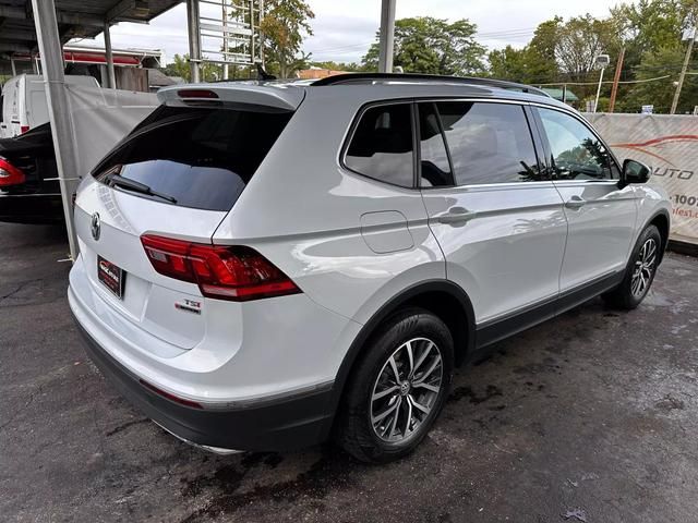 2018 Volkswagen Tiguan SE