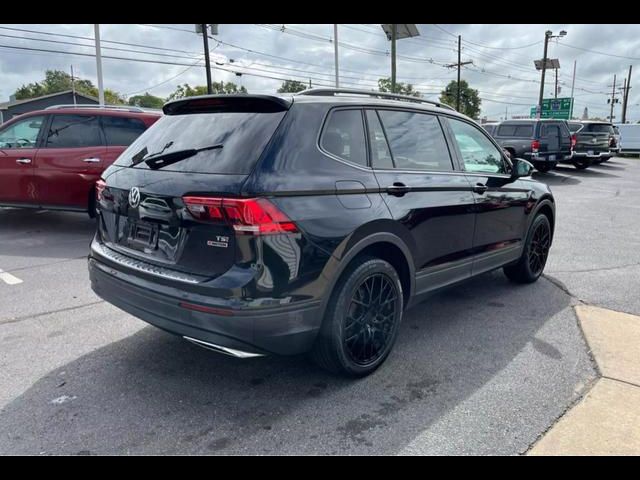 2018 Volkswagen Tiguan S