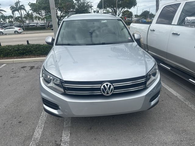 2018 Volkswagen Tiguan Limited Base