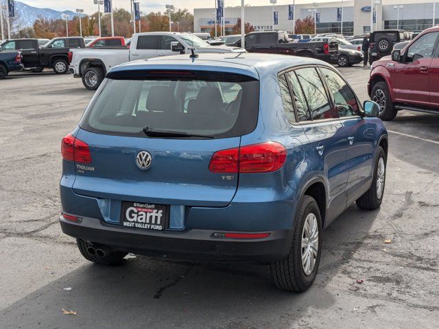 2018 Volkswagen Tiguan Limited Base