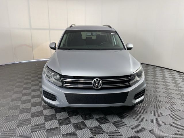 2018 Volkswagen Tiguan Limited Base