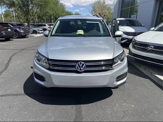 2018 Volkswagen Tiguan Limited Base