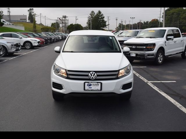 2018 Volkswagen Tiguan Limited Base