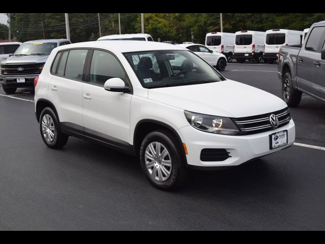 2018 Volkswagen Tiguan Limited Base