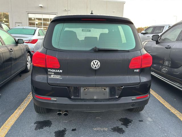 2018 Volkswagen Tiguan Limited Base