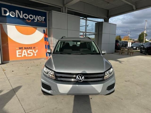 2018 Volkswagen Tiguan Limited Base