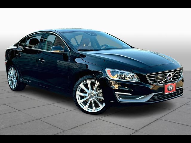 2018 Volvo S60 Inscription Platinum