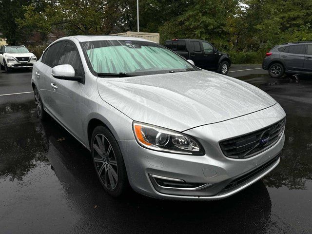 2018 Volvo S60 Inscription Platinum