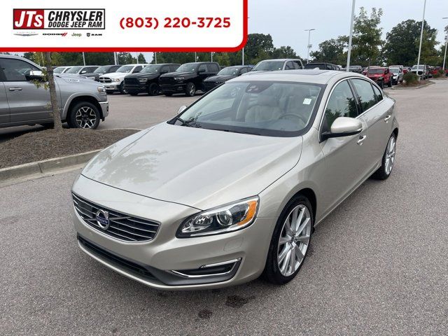 2018 Volvo S60 Inscription Platinum