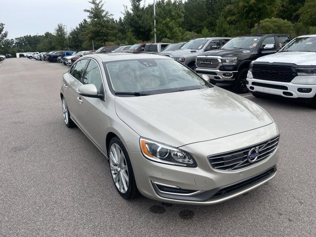 2018 Volvo S60 Inscription Platinum