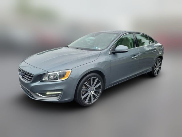 2018 Volvo S60 Inscription Platinum