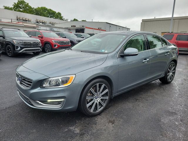 2018 Volvo S60 Inscription Platinum