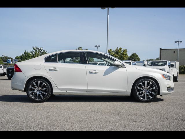 2018 Volvo S60 Inscription Platinum