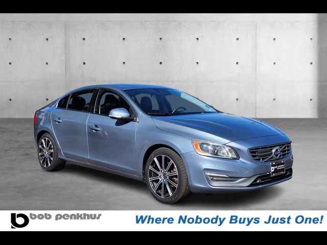 2018 Volvo S60 Inscription Platinum