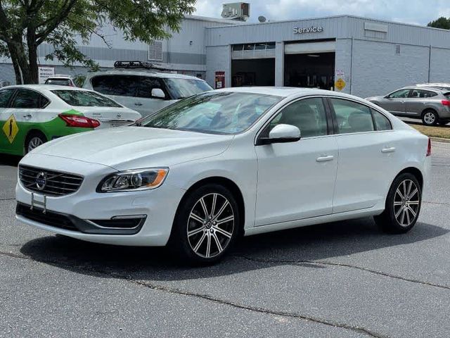 2018 Volvo S60 Inscription Platinum