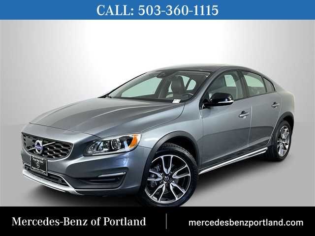 2018 Volvo S60 Cross Country Base