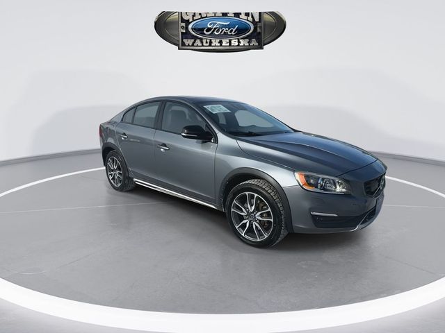 2018 Volvo S60 Cross Country Base