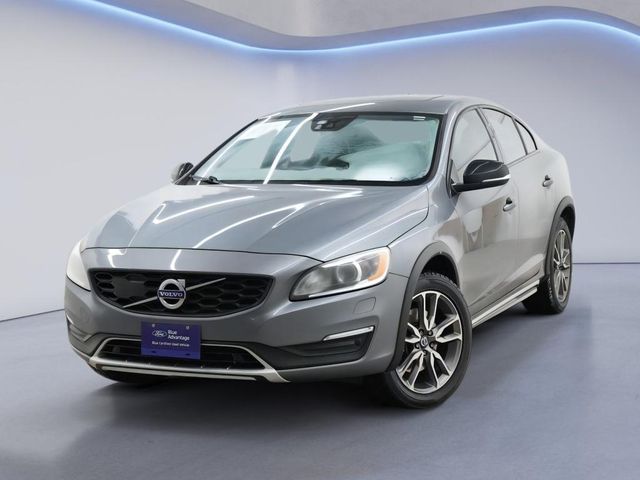 2018 Volvo S60 Cross Country Base