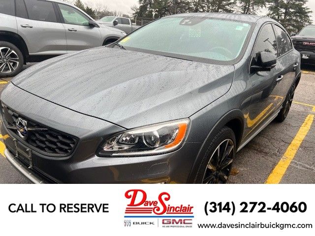 2018 Volvo S60 Cross Country Base