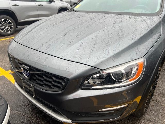 2018 Volvo S60 Cross Country Base