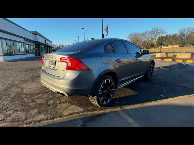 2018 Volvo S60 Cross Country Base