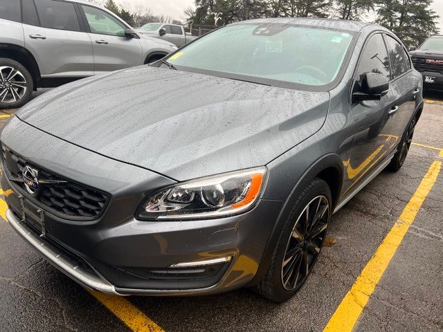 2018 Volvo S60 Cross Country Base