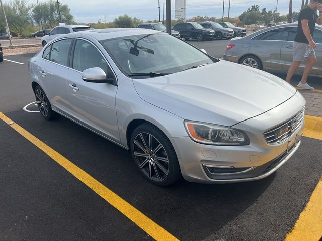 2018 Volvo S60 Inscription Platinum