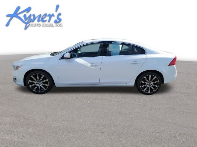 2018 Volvo S60 Inscription Platinum