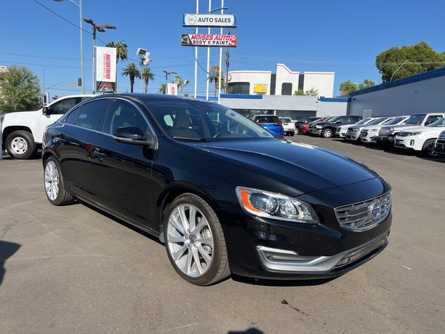 2018 Volvo S60 Inscription Platinum