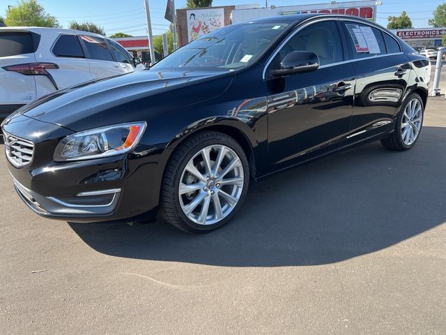 2018 Volvo S60 Inscription Platinum