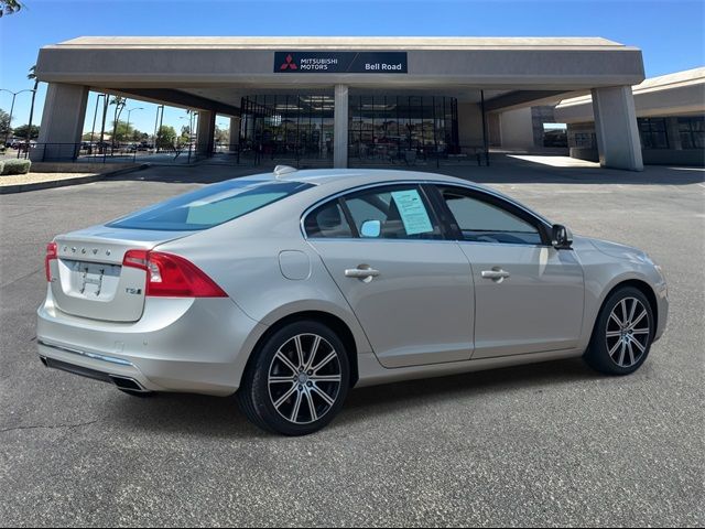 2018 Volvo S60 Inscription Platinum